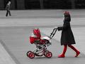 956 - WALKING IN RED - CHOLIZ SANTIAGO - spain